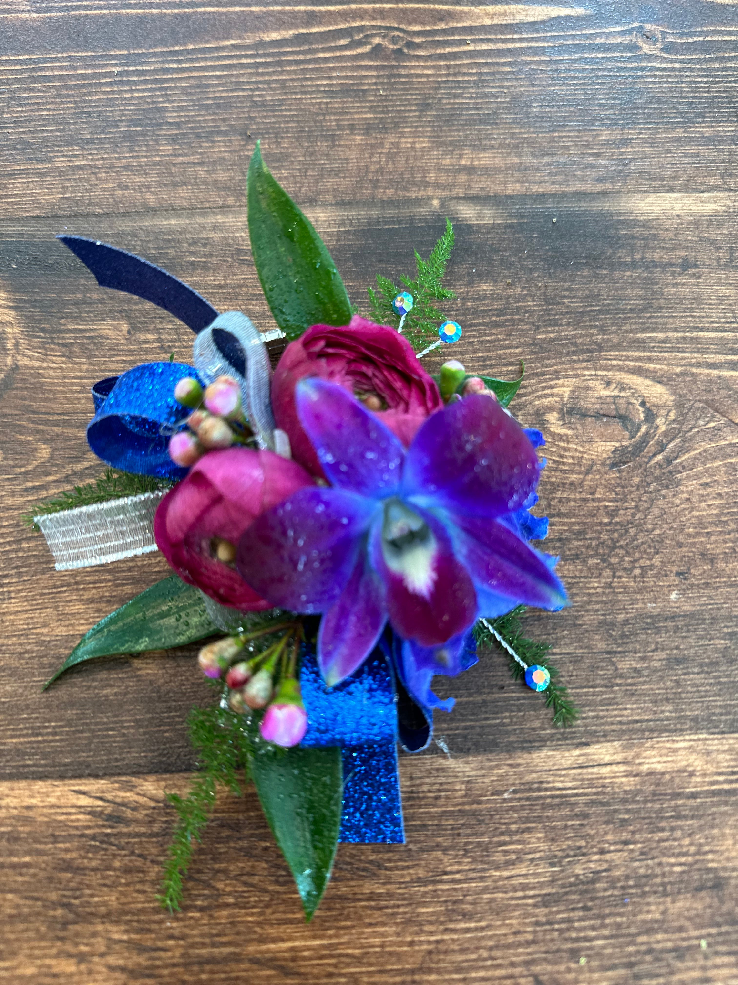 Deluxe Specialty Wrist Corsage